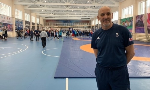 «Лучшая боксерская нация во всем мире». Тренер сборной Англии в восторге от УТС с казахстанцами