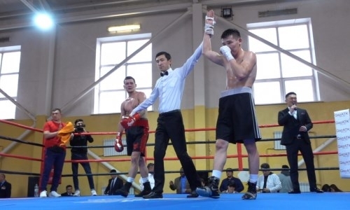 В Алматы состоялся вечер бокса с рейтинговыми боями казахстанцев