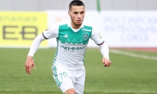 Лучший спортсмен Чечни, забивший с центра поля. Что нужно знать о российском новичке «Тараза»