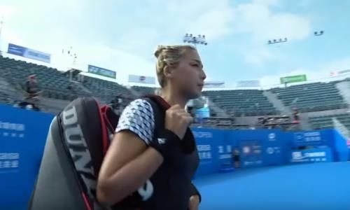 Видеообзор матча 1/4 финала турнира Shenzhen Open Дияс — Мугуруса 4:6, 6:2, 4:6