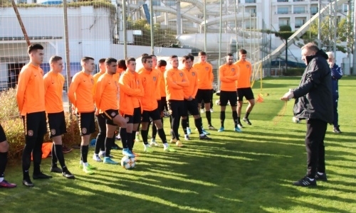 Фоторепортаж с тренировки «Шахтера» на УТС в Турции