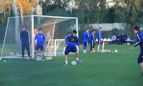 Фоторепортаж с тренировки «Окжетпеса» на УТС в Турции