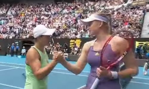 Видеообзор матча Australian Open Рыбакина — Барти 3:6, 2:6