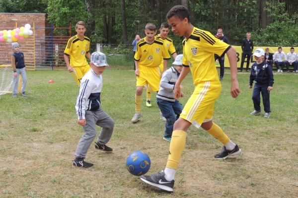 В награду — «Челси» и «Интер», миниатюрный боец-шоумен и безденежье. Пять невероятных историй новичков клубов КПЛ-2020