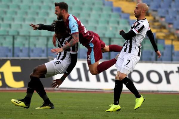 В награду — «Челси» и «Интер», миниатюрный боец-шоумен и безденежье. Пять невероятных историй новичков клубов КПЛ-2020