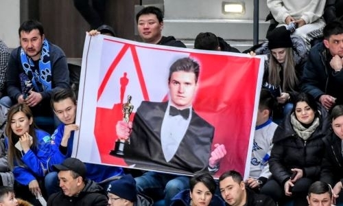 «Актерище!» Болельщики «Барыса» снова потроллили Сергея Шумакова