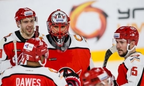 Команда форварда сборной Казахстана стала восьмым участником плей-офф КХЛ