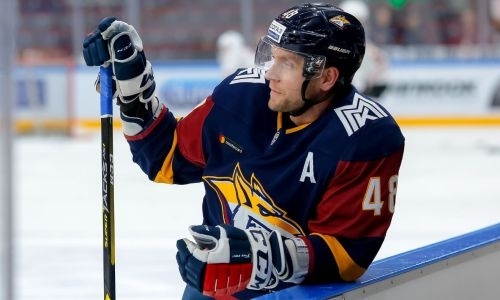 Соперник «Барыса» по конференции расторг контракт с самым грубым игроком клуба