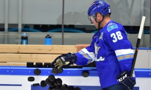 «Встал на одну ступень с Фетисовым». КХЛ отметила достижение экс-защитника «Барыса» и сборной Казахстана