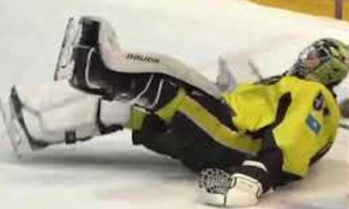 Голкипер «Сарыарки» совершил фантастический сэйв в матче с «Металлургом»