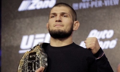 «Совершенно разные рекорды». Первый номер рейтинга UFC усомнился в значимости достижений Нурмагомедова