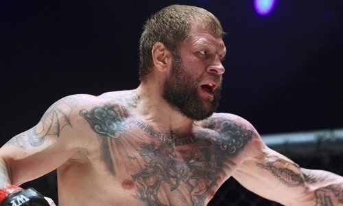 «Ничего себе». Российский файтер назвал Александра Емельяненко больным