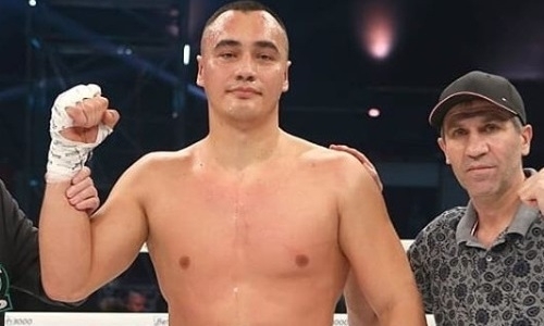 Бывший промоутер Головкина и Кличко объявил о подписании непобежденного казахстанского супертяжа. Видео