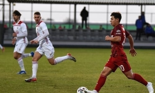 Георгий Жуков с разгрома 3:0 дебютировал в чемпионате Польши