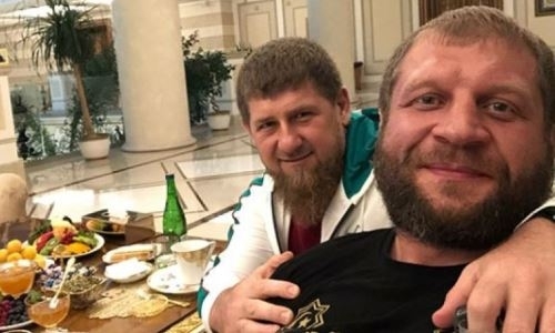 «Он усиленно готовится, чтобы побить меня». Емельяненко выдал новое заявление о бое с Кадыровым и дал прогноз