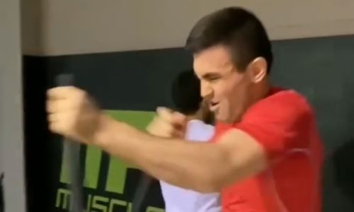 Спарринг-партнер «Канело» из Казахстана показал видео с тренировки перед возвращением на ринг