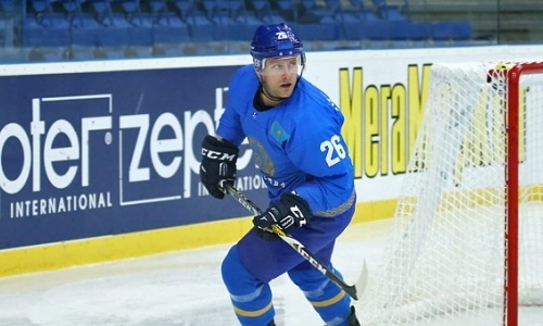 Хоккеист сборной Казахстана провел тысячный матч в регулярных чемпионатах