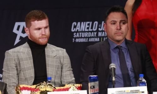 «Готов драться бесплатно». Де ла Хойя проболтался о следующем сопернике «Канело»