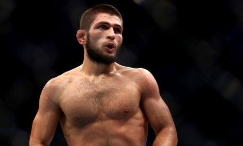 «Как будто плиту положили». Спарринг-партнер Нурмагомедова раскрыл подробности его тренировочного процесса