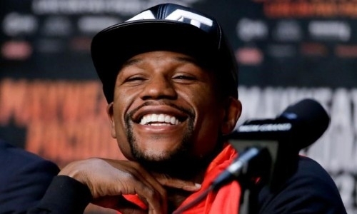 Бросивший вызов Головкину экс-чемпион мира объявил о бое с Мэйвезером