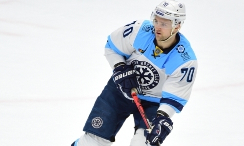 «В игре нас держал...». Хоккеист «Сибири» назвал главного творца победы над «Барысом»