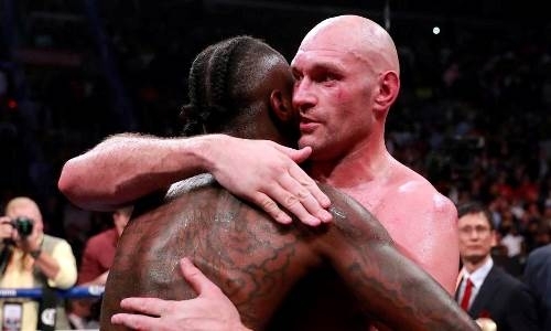 «Раздражает». Уайлдер впервые признался, что Фьюри шептал ему на ушко в каждом клинче первого боя