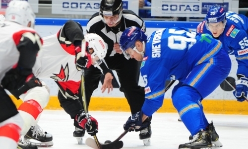 «Не столь искушённый». Клубу КХЛ выбрали соперника в плей-офф между «Барысом» и «Авангардом»