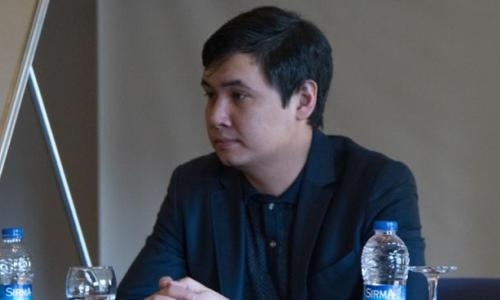 «Не надо чернить и отказываться от своих слов». В Азербайджане осудили своего футболиста, попытавшегося обелить президента «Актобе»