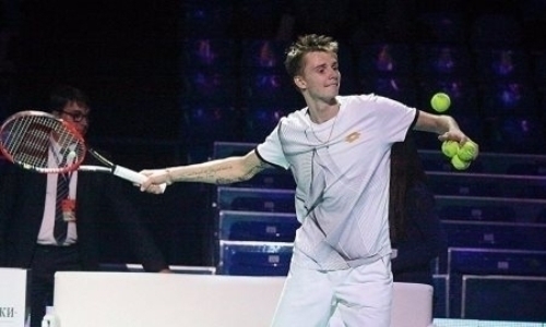 Бублик проиграл в полуфинале соревнований в Марселе