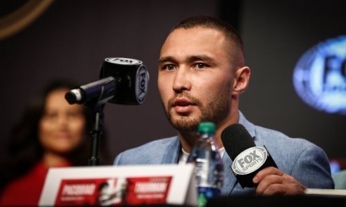 Озвучена новая дата титульного боя уроженца Казахстана с непобежденным узбеком