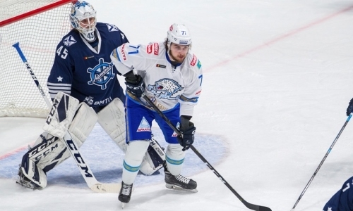 «Жизнь на этом не заканчивается». Нападающий «Барыса» — о дебюте в КХЛ