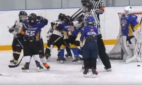 «Какое месилово! Макгрегор отдыхает». Матч детских команд чемпионата Казахстана ошеломил массовой дракой. Видео