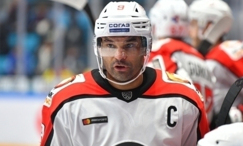 Шайба форварда сборной Казахстана помогла его клубу обыграть победителя Восточной конференции КХЛ