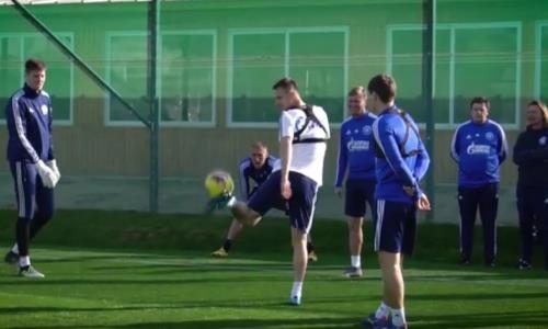 Видео тренировки «Оренбурга» с участием Исламбека Куата в Испании