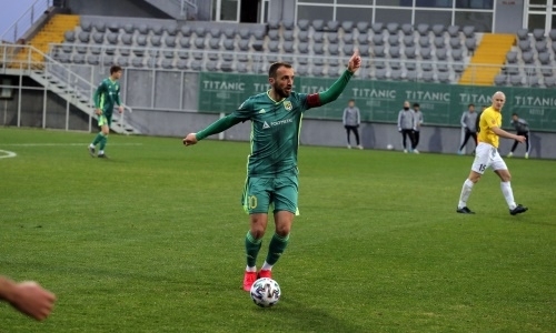 Фоторепортаж с товарищеского матча «Тобол» — «Ислочь» 0:0