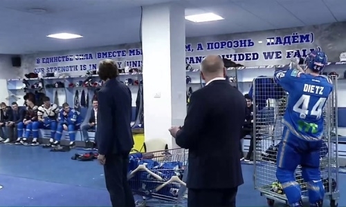 «Молодчики!» Видео из раздевалки «Барыса» после победы над «Салаватом Юлаевым»