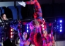 Космонавты на льду, поцелуй Ice Girl и травма судьи. Лучшие фото победы «Барыса» над ЦСКА показало российское СМИ