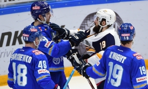 «Все выглядит безнадежно». «Металлургу» озвучили единственный способ переломить серию плей-офф КХЛ с «Барысом»