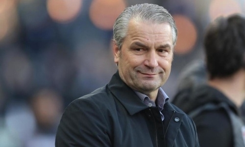 Бывший тренер сборной Казахстана выиграл четыре матча подряд и поднял европейский клуб из зоны вылета