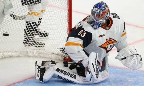 Вратарь «Металлурга» совершил блестящее спасение во втором матче с «Барысом». Видео