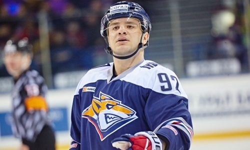 «Хорошо, что выстояли». Хоккеист «Металлурга» доволен первым периодом матча с «Барысом»