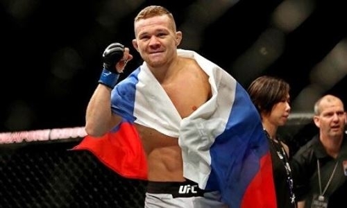 Поединок российского бойца с первым номером рейтинга UFC может возглавить турнир в Казахстане