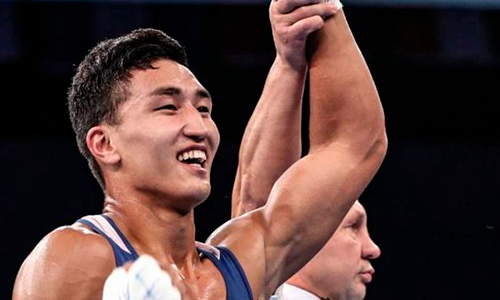 Узбекский боксер встал на пути вице-чемпиона мира из Казахстана в отборе на Олимпиаду-2020