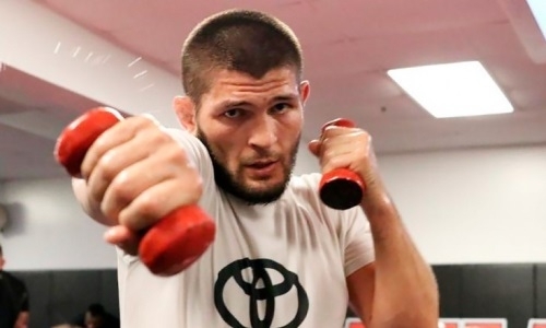 Нурмагомедов перед боем с Фергюсоном показал видео тяжелой работы с ее наглядным результатом