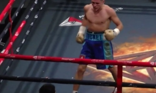 Видео нокдауна казахстанского боксера спустя полтора года после возвращения на ринг. Но это ему не помогло