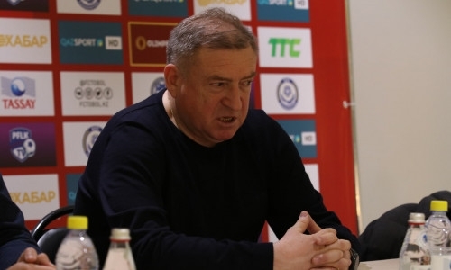 «Некоторые буквально накануне прибывают». Наставник «Шахтера» рассказал о травмированных игроках и предстоящих трансферах