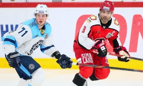 Команда нападающего сборной Казахстана выиграла первый матч в плей-офф КХЛ
