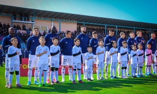 Матчи первого тура Премьер-Лиги посетили 15 400 зрителей