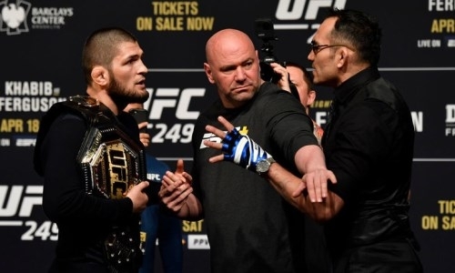 «На хрен Хабиба. Он размяк». Фергюсон в грубой форме объяснил слабости Нурмагомедова