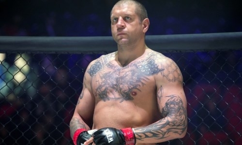 «Моя работа — бить людей». Емельяненко объявил о подписании контракта на бой с известным российским файтером